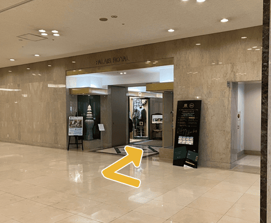 ホテル内